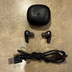 Skullcandy S2RLWL Rail True Wireless Bluetooth in-ear Headphones w/ Case Tested